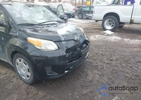 2010 Scion Xd z USA, uszkodzony, nr VIN JTKKU4B44A1006084